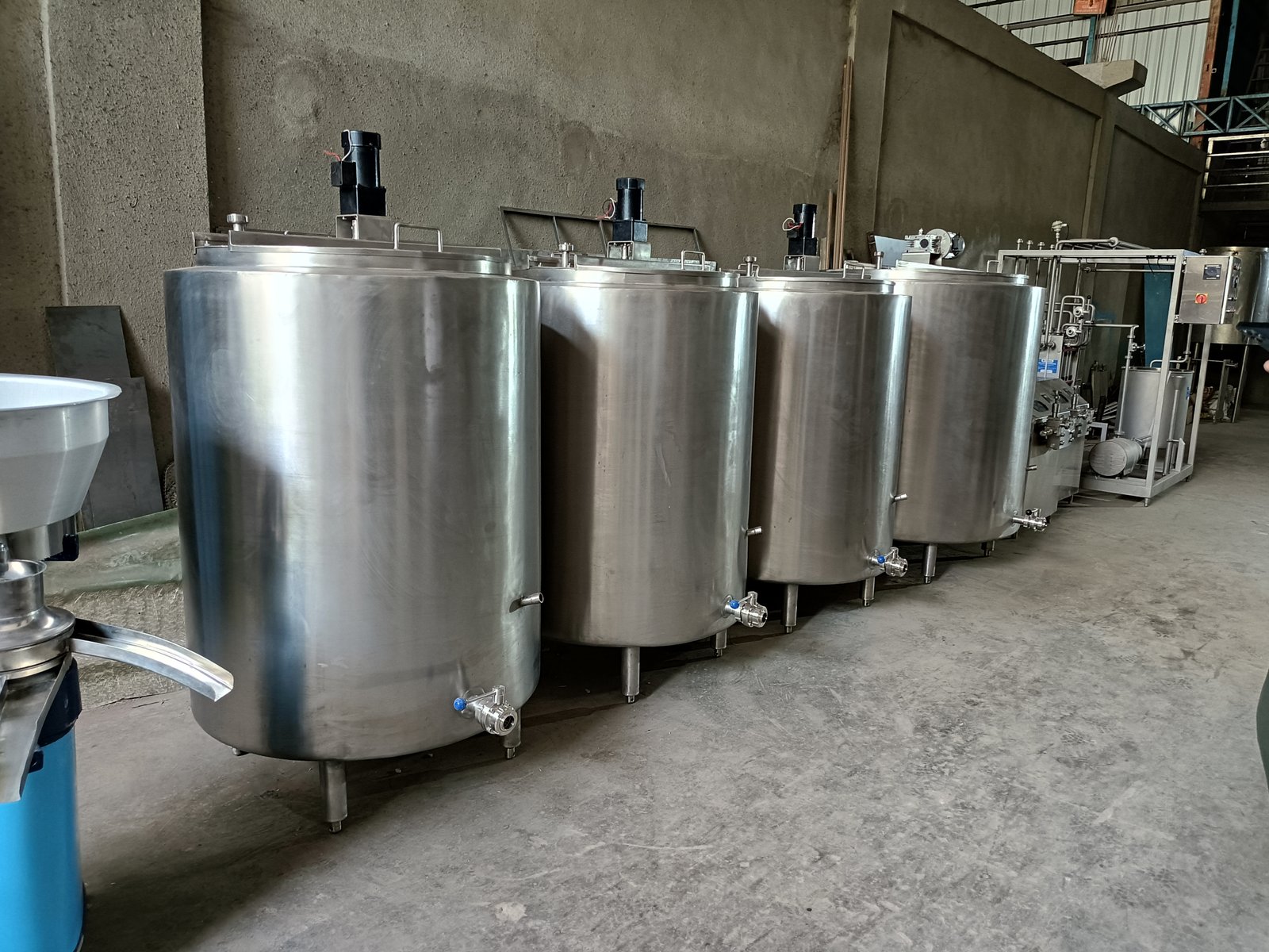 Insulated Storage Silos